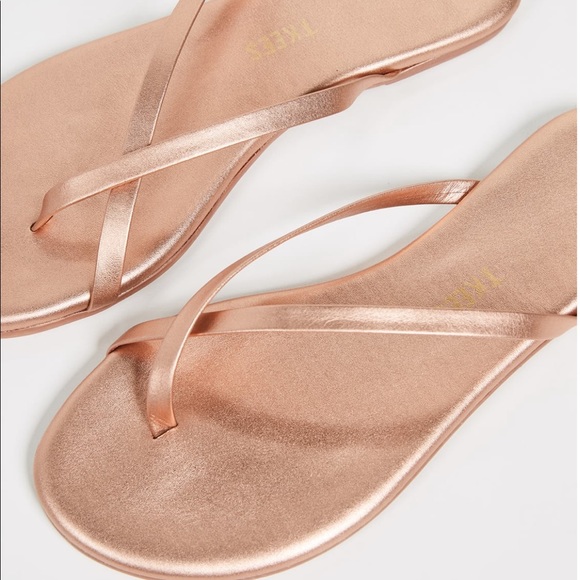 Tkees Riley Flip Flops in Beach Pearl (Rose Gold) - Picture 2 of 8